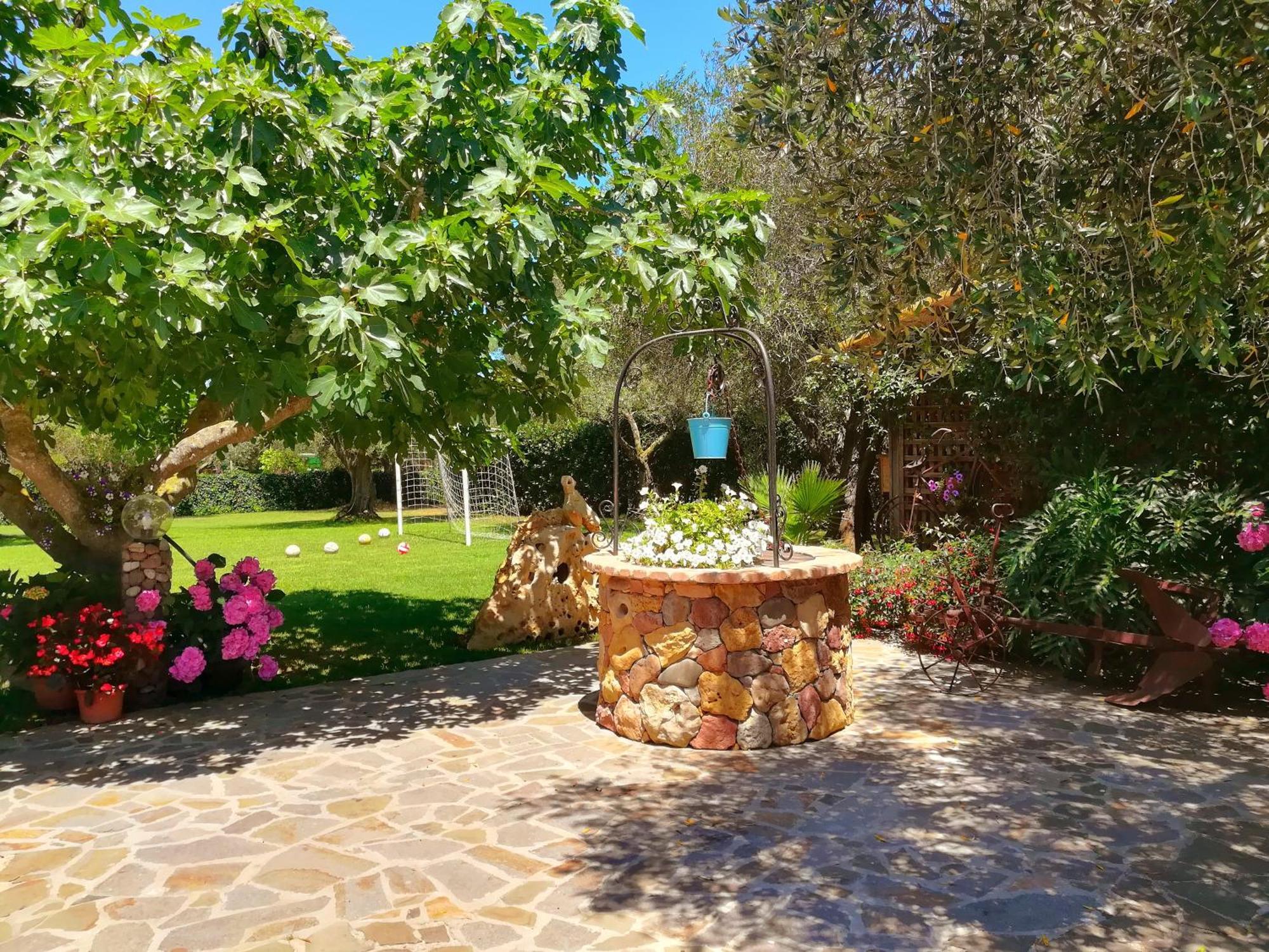 Nuraghe Bianco Bed and Breakfast Santa Maria la Palma Eksteriør billede